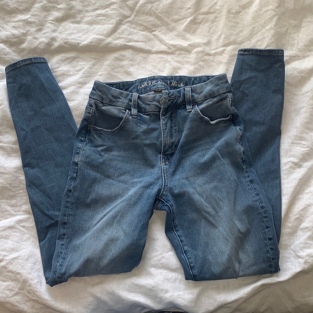 American Eagle Blue Curvy High Rise Jeggings